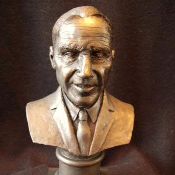 Bill Shankly Liverpool Football Club Manager Bust Figurine Sculpture By LEGENDS FOREVER