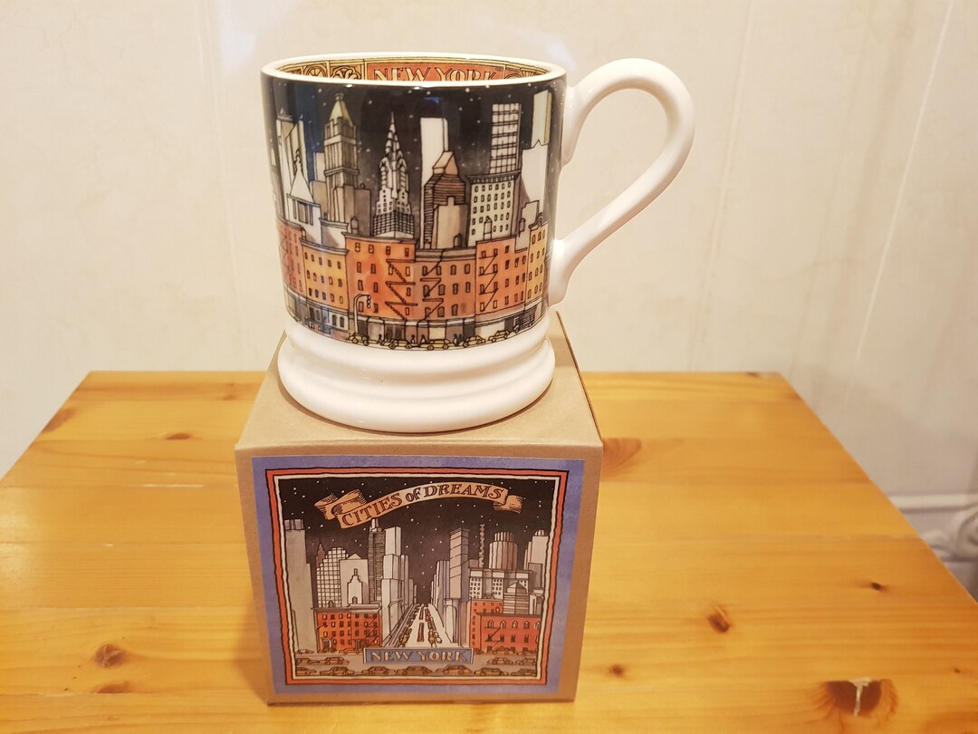 Emma Bridgewater New York Mug From the Cities of Dreams Collection Half