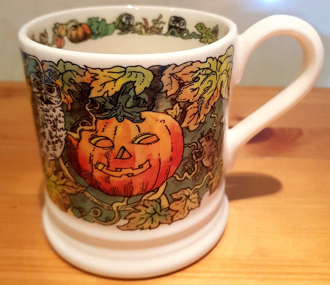 Emma Bridgewater Halloween Mug Pumpkin Owl and Mouse 1/2 Pint Gift