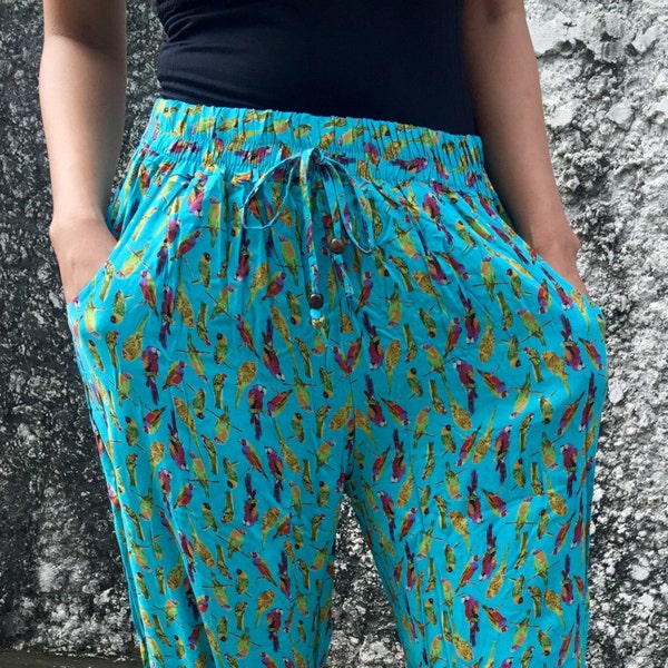 Slim cut Boho Yoga Pants Birds Parrot print Cute festival Style Gypsy Women Clothing for Summer Trousers Slim legs Bohemian in Blue green