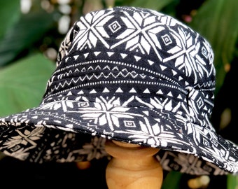 Designer Fischerhut Sonnenhut Tribal Aztek Ikat Style Funky Boho Hippie Hipster Vegan Männer Frauen Strand Angelhut Festival Napali Webstoff