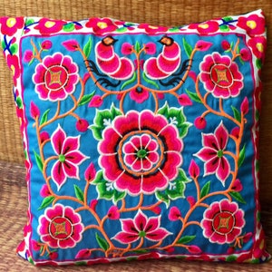 Boho Stickerei Vogel Motiv Blumen Tribal Hmong Dekokissenbezug Kissenbezug Handgefertigter Kissenbezug Hill Tribe Home Bett Dekor einzigartiges Geschenk