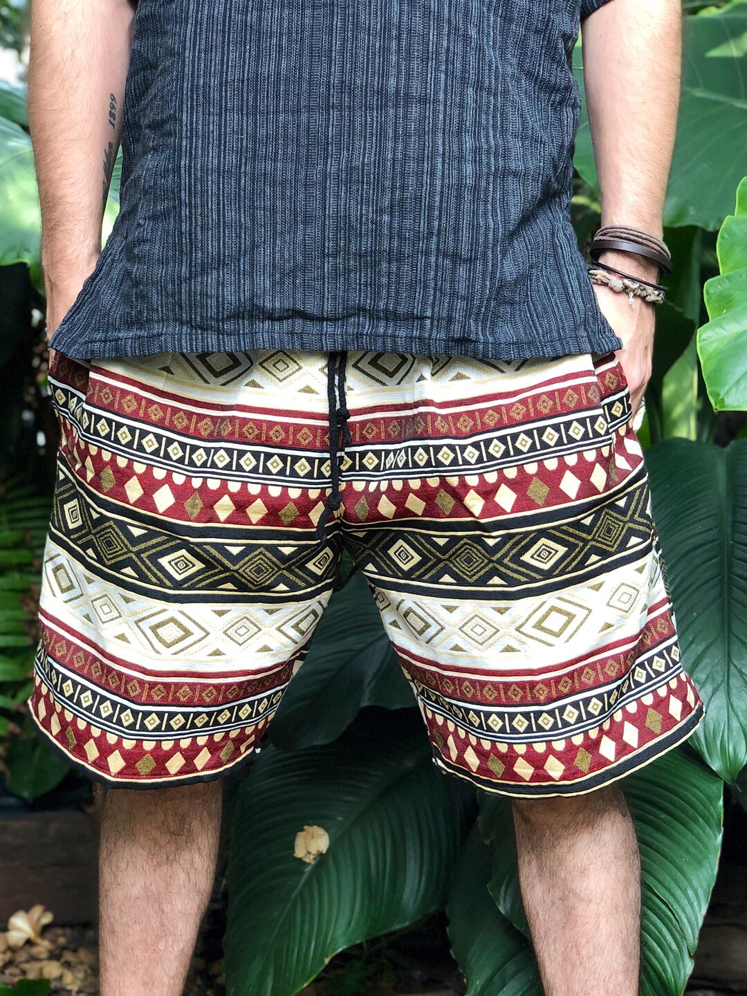 Men's Tribal Woven Fabric Shorts – Red With Elastic