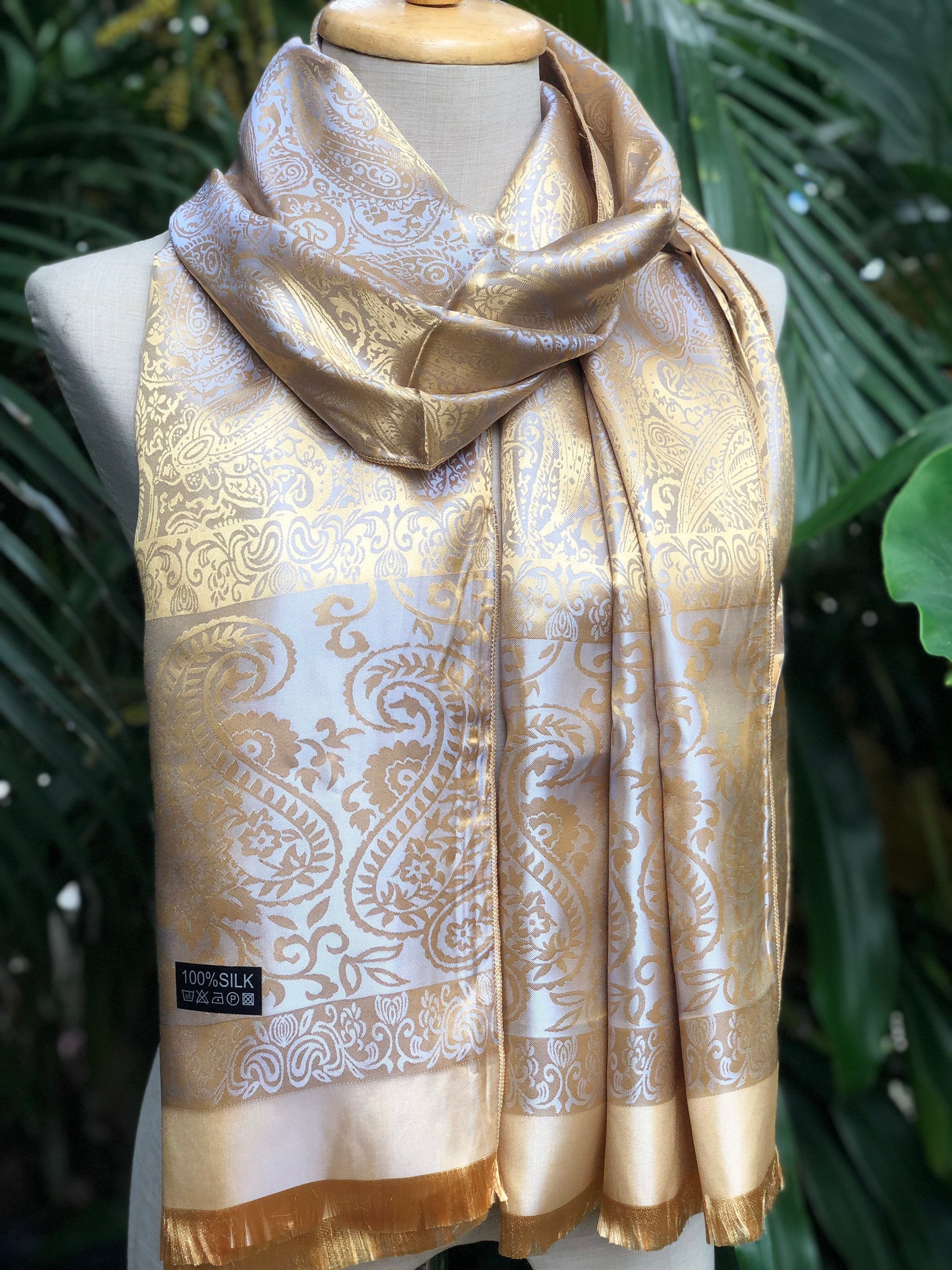 Y*o様 Èaphi エフィ INDIA PATTERN SATIN SCARF Èaphi エフィ INDIA PATTERN SATIN SCARF - メルカリ