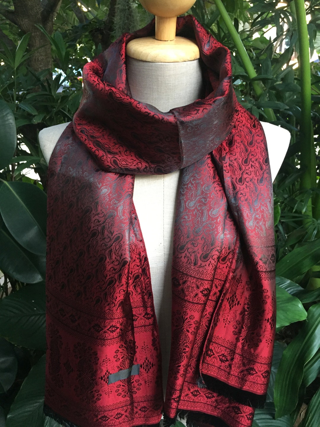 Y*o様 Èaphi エフィ INDIA PATTERN SATIN SCARF il_fullxfull.6058001359_fa33.jpg