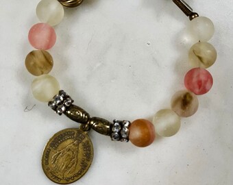 Multi-colored Quartz Beaded Bracelet w/ Antique Miraculous Medal