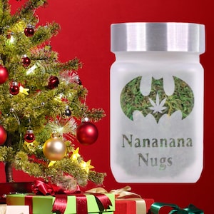 Etched Glass Stash Jar: Nananana Nugs, Airtight Odor-Proof Container