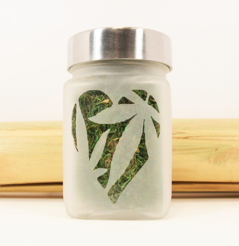 Adorable Flower in Heart Stash Jar, Airtight & Odor Proof Storage Jar, Unique Birthday Gifts, Handmade Etched Glass Gifts by Twisted420Glass image 4