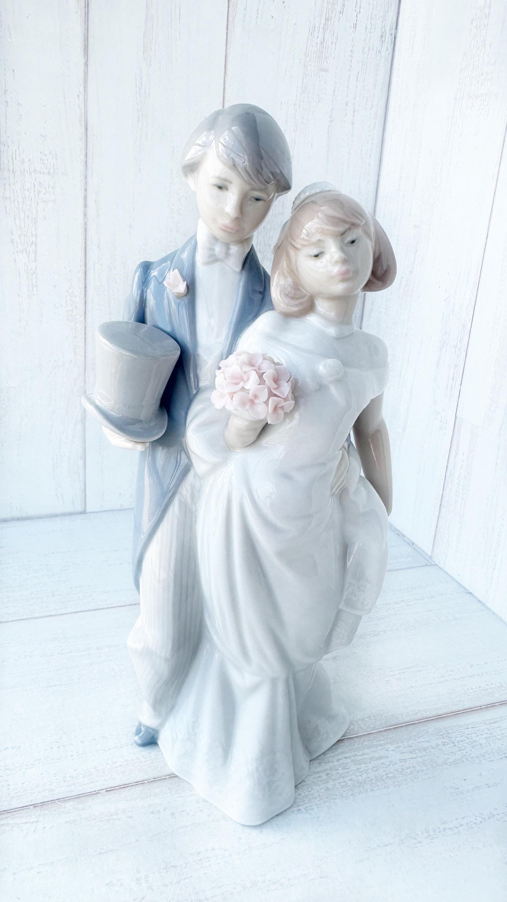 Vintage…lladro Porcelain Bride/groom Figurine…wedding Bells…no Box