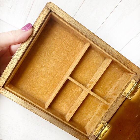 Vintage Wooden Mele Jewel Case…Made In Japan Gem