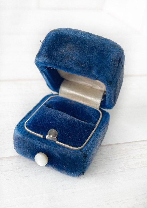 Vintage Blue Velvet Ring Box With Mother of Pearl Button Etsy