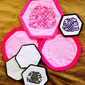 Intertwined Hexagon Quilt Block Pattern