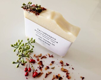 Winter Holiday Oil Blend Soap, Pine, Fir Needle, Eucalyptus, Christmas Tree, Fresh, Mint Scent, Moisturizing, Cocoa Butter, Xmas Soap