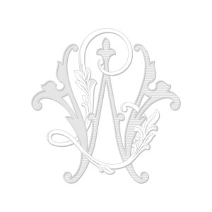 Puede incluir: Un monograma plateado con las letras "A" y "W" entrelazadas. Las letras están rodeadas de diseños florales ornamentados.