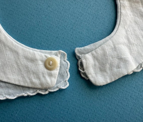 White Cotton Batiste Embroidered Baby Bib 1656234… - image 5