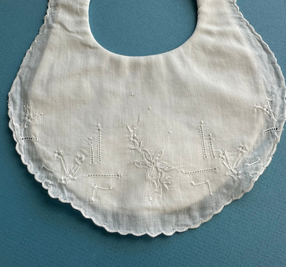 White Cotton Batiste Embroidered Baby Bib 1656234… - image 3