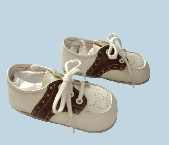 Size 3 Baby Deer  Brown & White Faux Leather Baby… - image 3