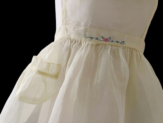 Size 3 Nannette Yellow Organdy Embroidered Toddle… - image 4