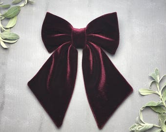 Burgundy velvet brooch | Women bow tie | Dark red bow tie | Pin brooch | Gift for her | Anniversary gift | Bow tie for woman | Luxurious bow