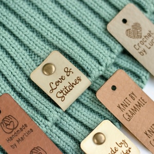 Personalized faux leather labels for knitted - Set of 50 tags for handmade or crochet with custom name and snaps