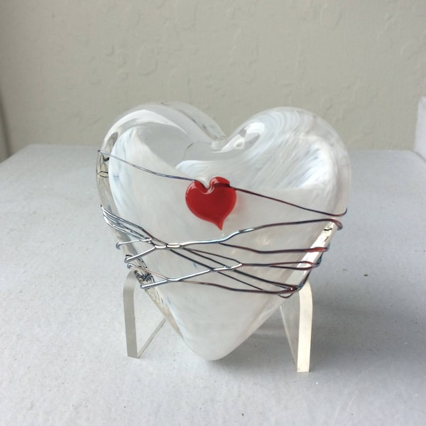 Glass heart and vine heart paperweight