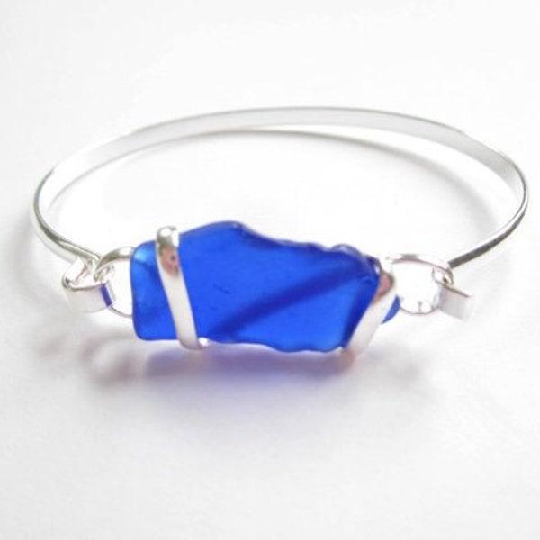Silver Plated Bangle with Opal Blue Sea Glass Piece-Sea Glass Bracelet-Beach Glass Bangle-Beach Glass Jewelry-Sea Glass Jewelry-Bracelet