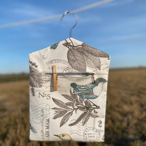 Bird Clothespin Zipper Holder, Peg Bag, Clothespin Bag, Laundry Accessory, Clothespin Storage