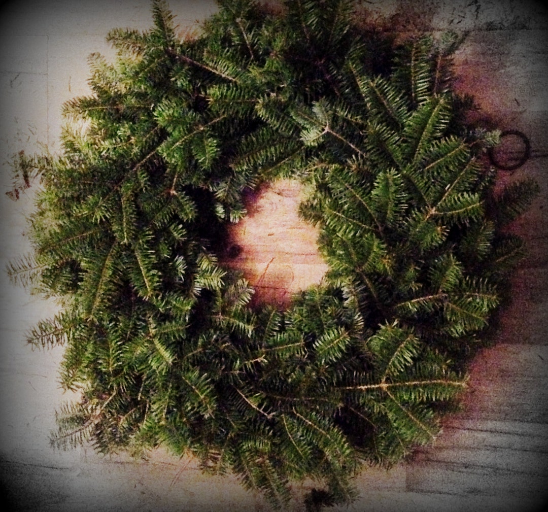 24 Christmas Wreath Undecorated or Add a Bow Double Sides Fresh Maine