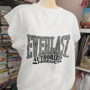 True Vintage 80s Everlast Cut off Workout Crewneck // Vintage