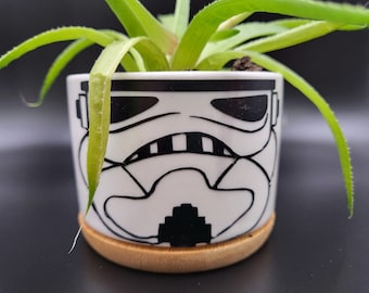 Maceta suculenta Star Wars Stormtrooper para plantas pequeñas