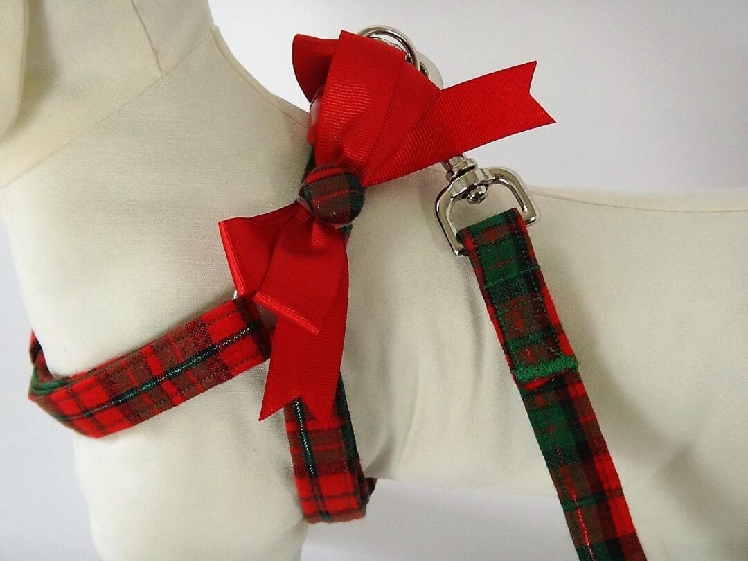 Christmas Dog Harness and Optional Leash Fabric Stepin Dog Harness Red