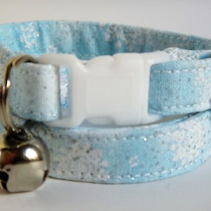 Winter Cat Collar with Glittery Snowflakes - Kitten Collar- Fabic Cat Collar - Kitty Collar with Removable Bell - Blue and White Cat Collar