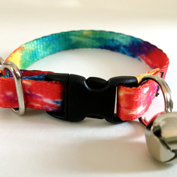 Collar teñido anudado para gatos o gatitos - Collar desmontable con cascabel extraíble - Collar bonito para gatos - Collar para gatos de niña o niño