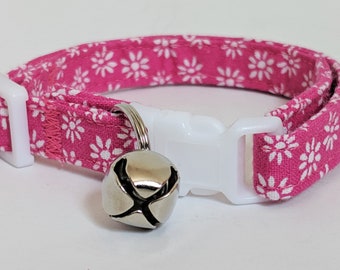 Pink Cat Collar with White Daisies - Fabric Floral Kitten Collar with Breakaway Buckle and Removable Bell-Pretty Girl Cat Collar