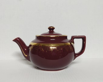 Vintage Hull Tea Pot