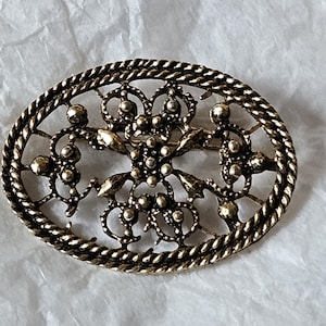 Vintage Decorative Brooch