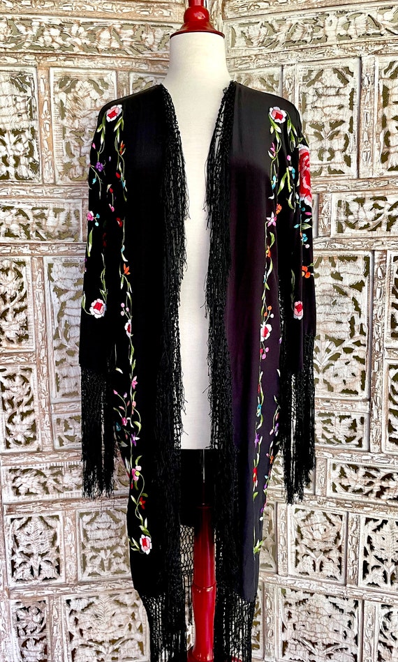 Embroidered Floral Silk Piano Shawl Jacket ~ Mant… - image 7