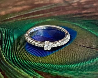 Vintage Diamond and 18 K White Gold Vintage Ring ~ Art Deco Diamond Wedding and Engagement Ring ~ Antique Diamond Ring