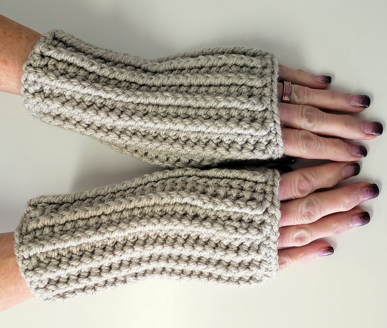 Womens WInter Fingerless Gloves, Womens Boho Fingerless Gloves for Winter, Wrist Warmers, Womens Fingerless Mittens image 1