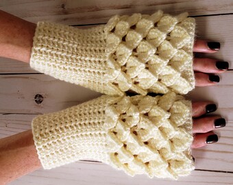 Cream Dragon Scale Gloves, Fingerless Gloves, Womens Winter Gloves, Fingerless Mittens Wrist Warmers Arm Warmers