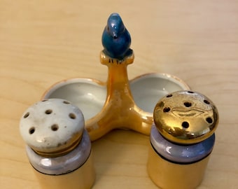 Vintage Lusterware with Blue Bird  Salt and Pepper Collectible Shakers with Holder Set Made in Japan FREE SHIP