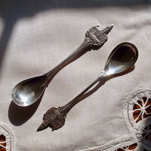 Pair The Great Mausoleum at Forest Lawn Memorial Park Souvenir Spoons by Dutch Herbert Hooijkaas, Silverplate,  Vintage