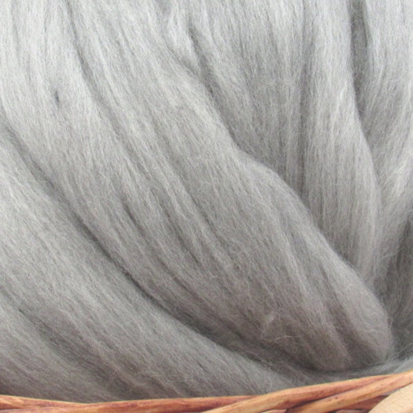 Grey Merino Wool Top Roving 23 Micron - Undyed Natural Spinning & Felting Fiber / 1oz