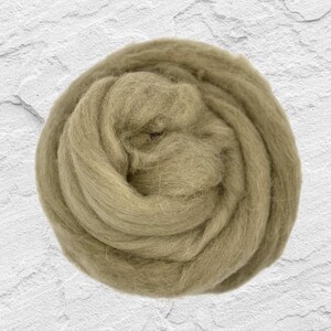 Dyed Shetland Natural Spinning Fiber Wool Top Roving / 1oz - Root