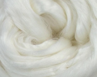 Bamboo Top - Undyed Spinning Fiber / 1-LB
