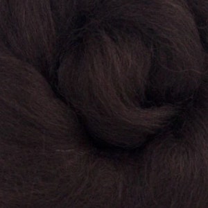 Dyed Corriedale Natural Spinning Fiber Wool Top Roving / 1oz - Mocha