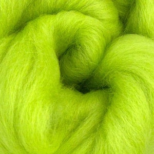 Dyed Corriedale Natural Spinning Fiber Wool Top Roving / 1oz - Citrus