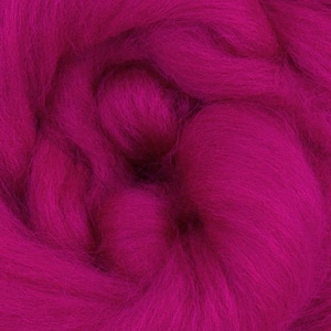 Dyed Corriedale Natural Spinning Fiber Wool Top Roving / 1oz - Raspberry