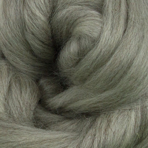 Natural Grey Corriedale Wool Top Roving / 1-LB