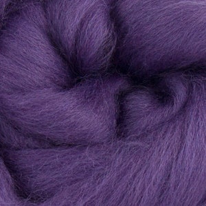 Dyed Corriedale Natural Spinning Fiber Wool Top Roving / 1oz - Heather